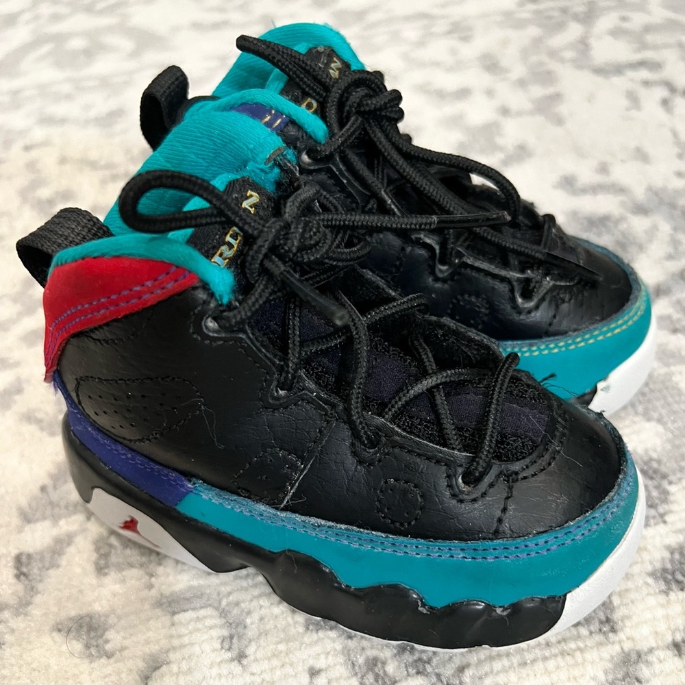 Kids Black and Teal Sneakers